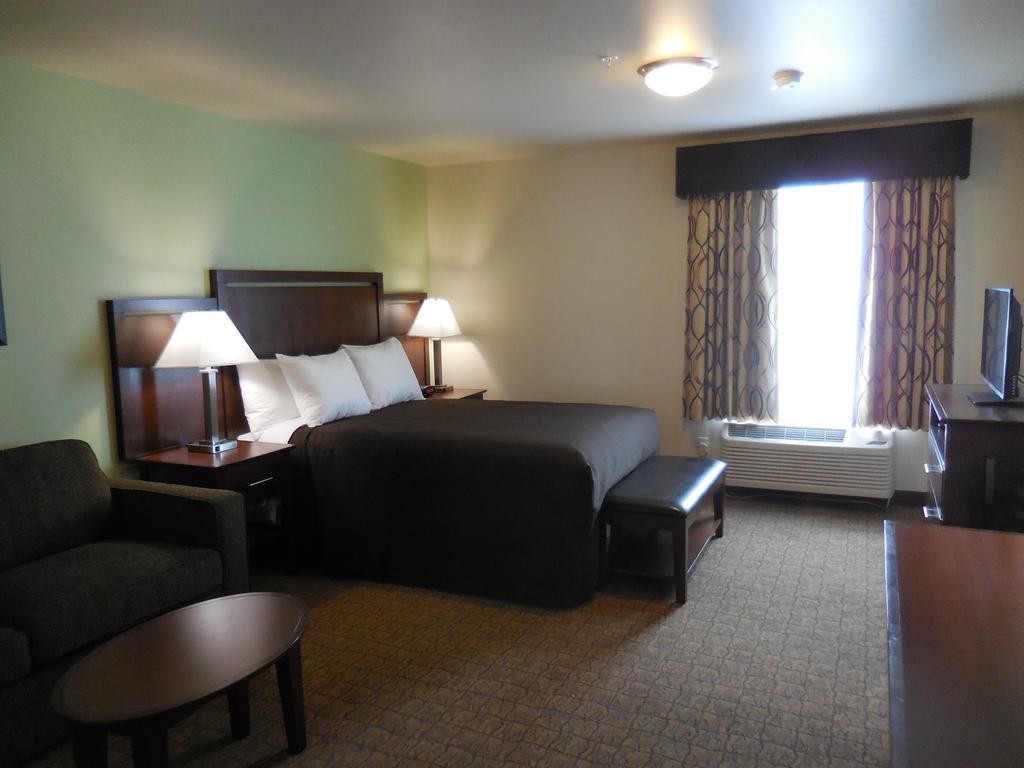 Ledgestone Hotel Vernal Room photo
